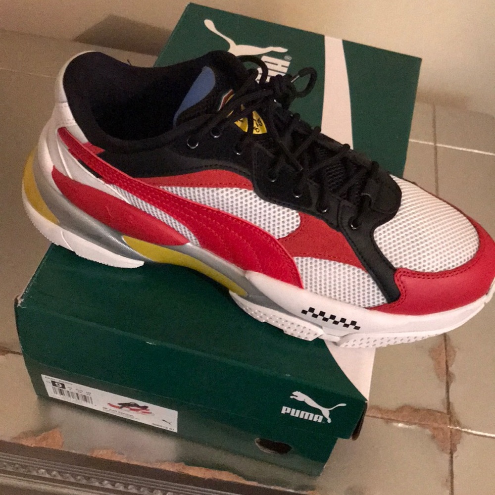 Puma - Picture 2 of 2
